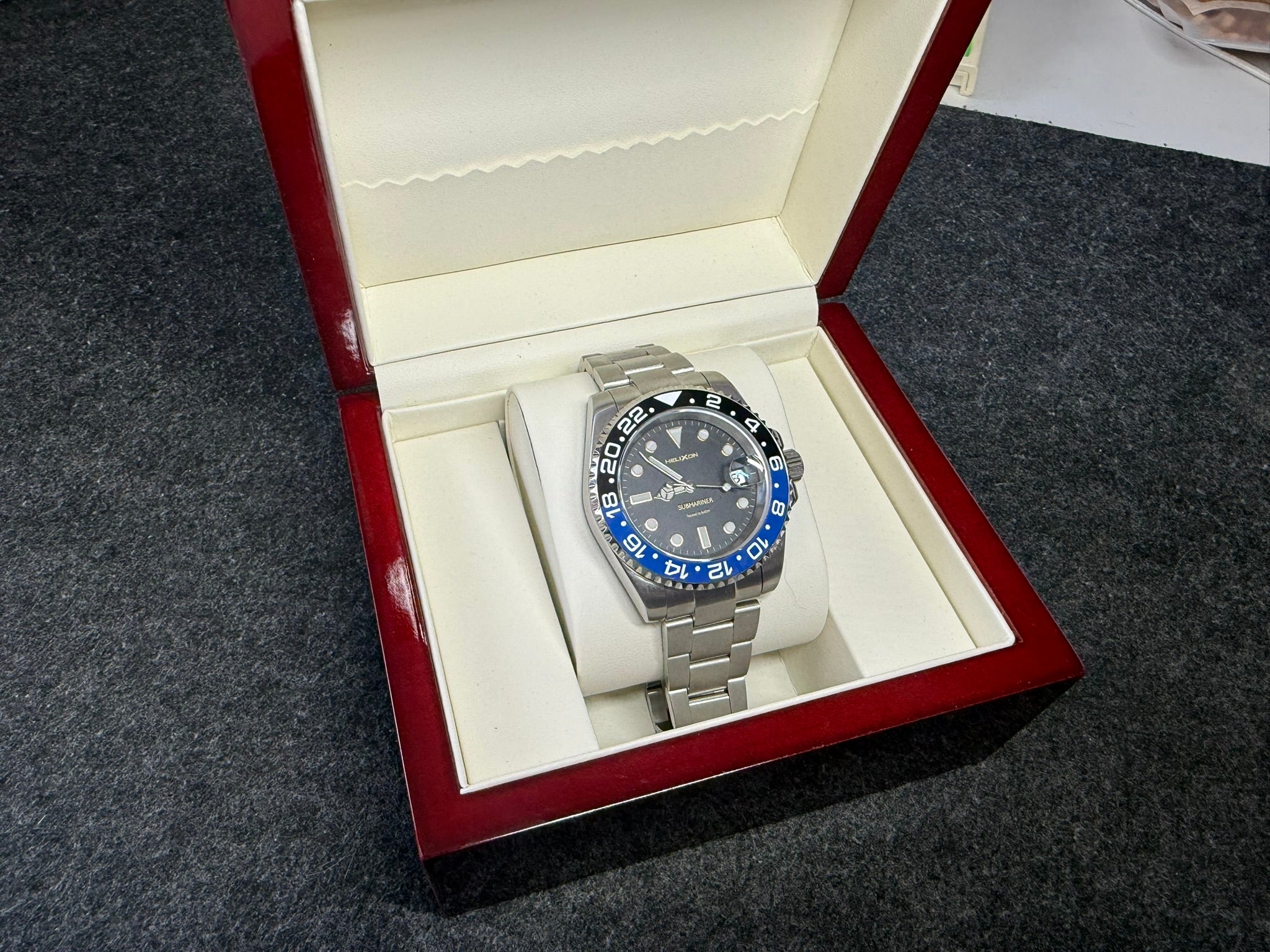 Submariner Batman – Black Blue Bezel Automatic Dive Watch | Helixon Watches